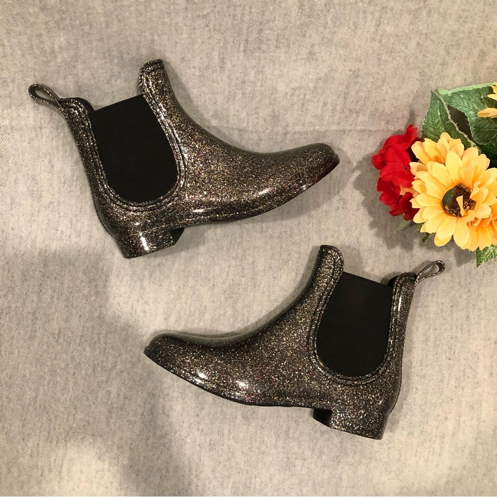 NWT - Black & Gold Glittery Rubberized Chelsea Boots